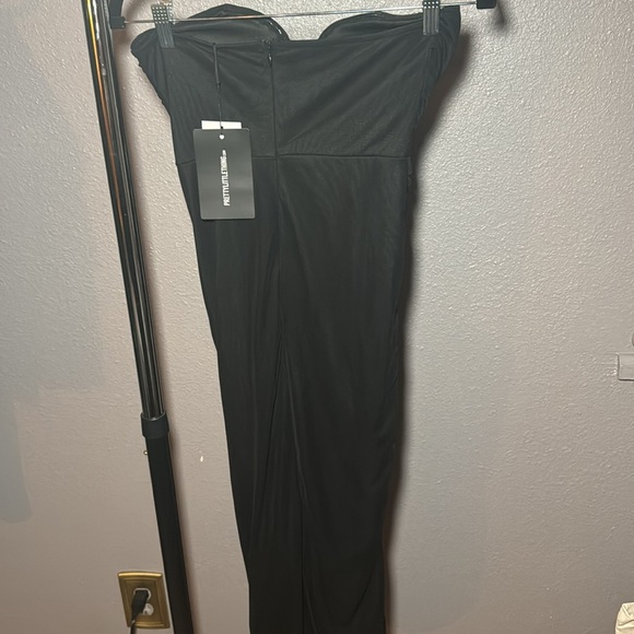 Prettylittlething dress - Picture 3 of 5